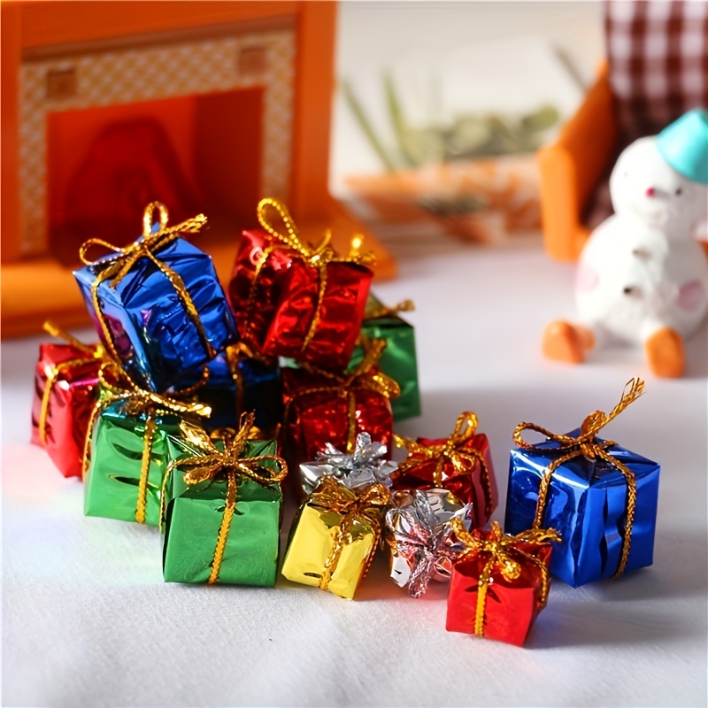 Mini Christmas Gifts 20ct Mini Present Boxes for Christmas Villages,  Dollhouses, Giftwrap, Trees, and Christmas Decor 