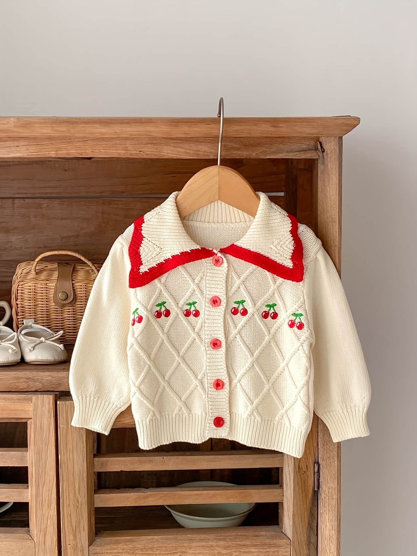 Woolen clothes for baby on sale girl