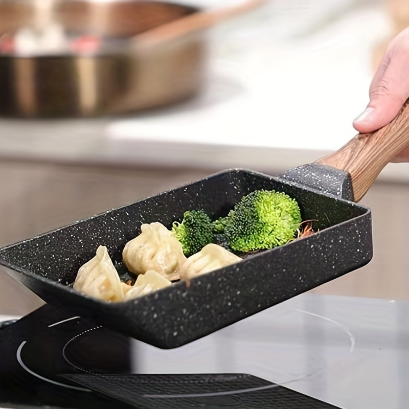 1pcs Black 5.9*7.28in Tamagoyaki Pan Square Japanese Omelette Pan,Non-stick  Egg Roll Pan,Rectangle Frying Pan Wood Handle Kitchenware