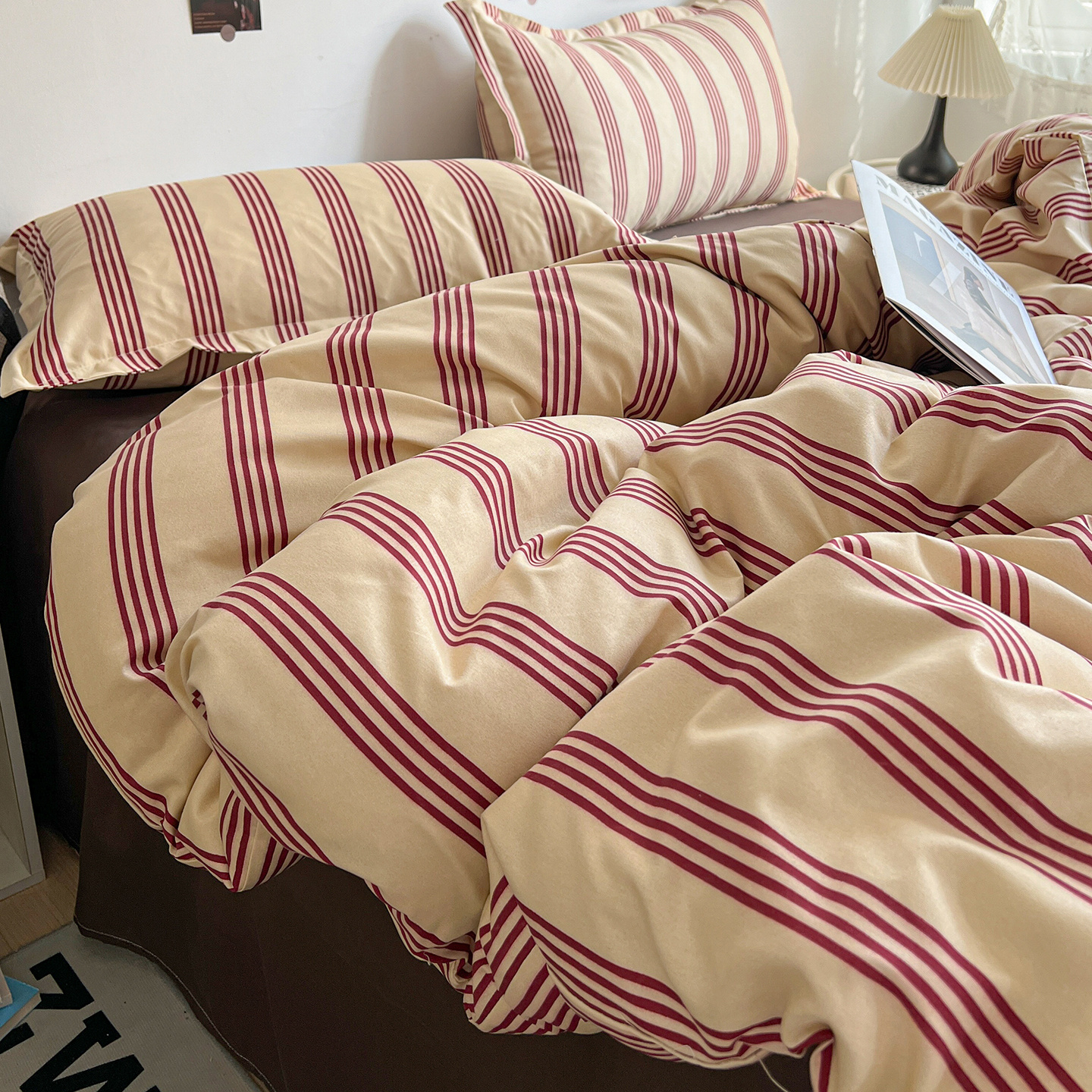 TEMU 3pcs In Total(one Duvet Cover And 2 Pillowcases). Are Soft And Comfortable, Machine-washable, And Suitable For Bedrooms And Guest Rooms.