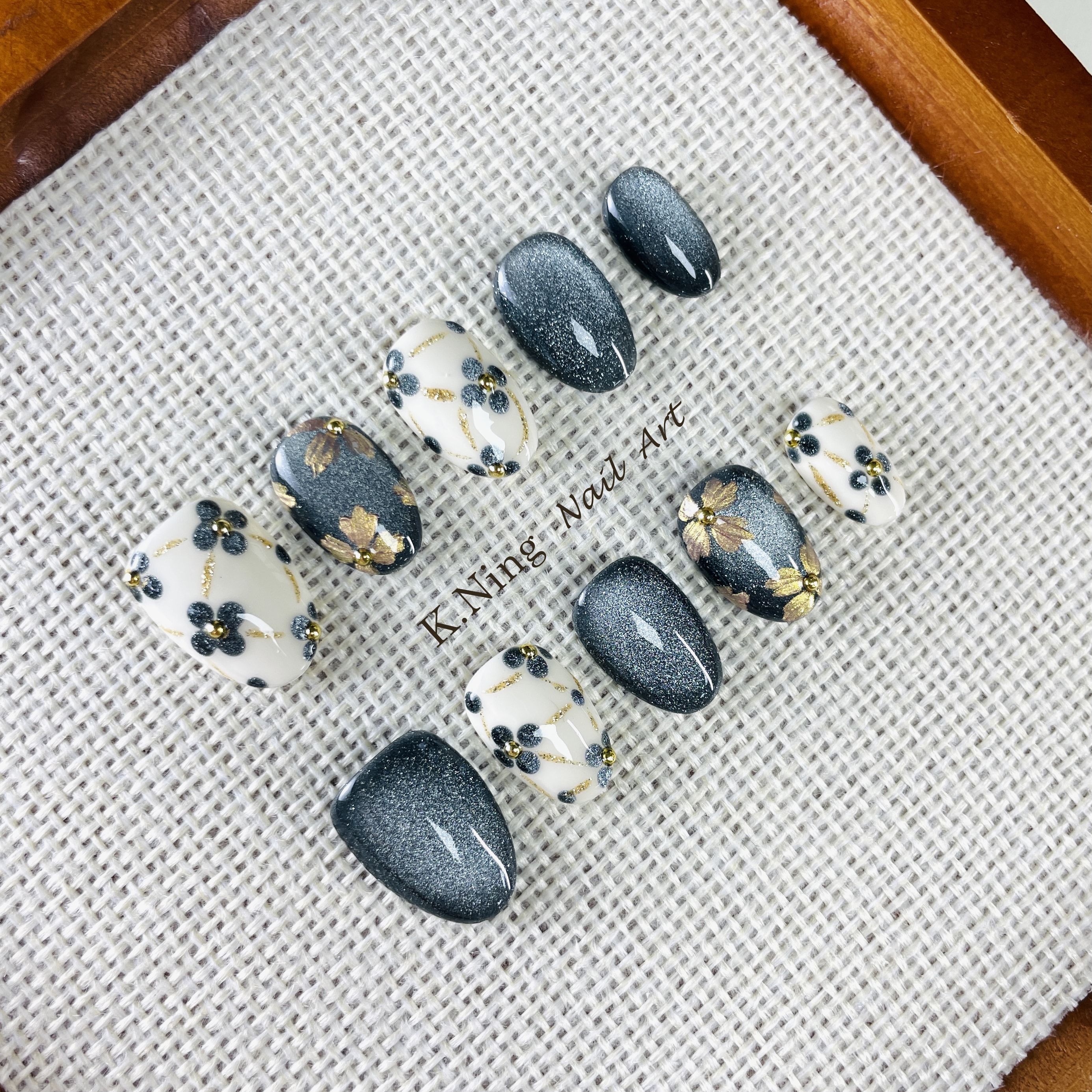 TEMU 10pcs Handmade Press-on Nails, Cream Base With Hand-painted Blue & & Silvery Gray Cat Eye, Extra Short Oval Shape, Retro , Enhance The Beauty Of
