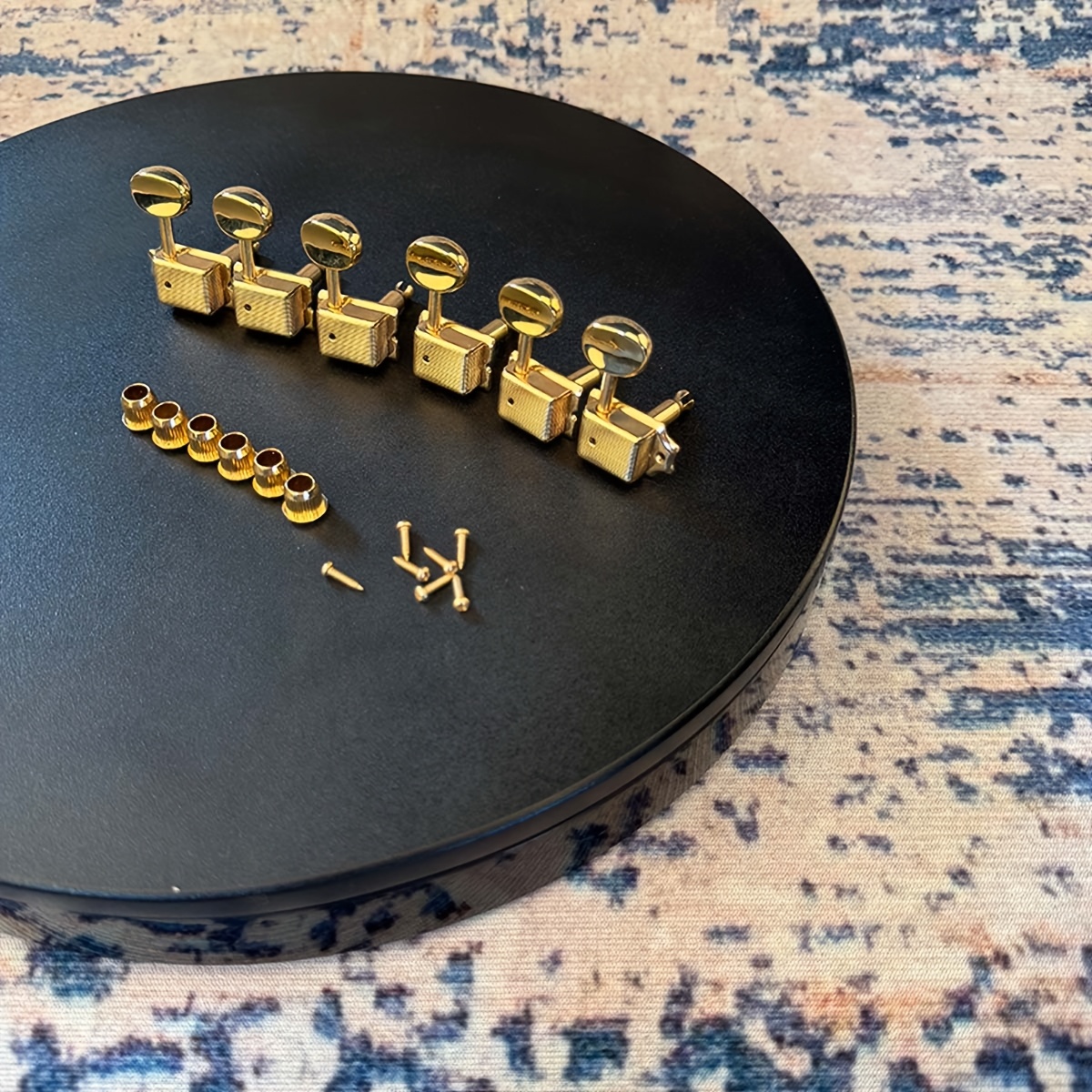 6pcs Golden Vintage Right Hand Electric Guitar Tuning Pegs- High Quality Metal Head Tuners, Ergonomic Design, Durable Structure, Smooth Tuning, Enhanced Stability and Aesthetics, Classic Tuner Design, Precision Craftsmanship, Golden Guitar Tuners, Guitar Tuning Keys, Guitar Tuning Pegs Quick, Acoustic Guitar Tuners, Guitar Parts, Instrument Repair, String Instrument Parts, Vintage Style, Elegant Tuners, Sturdy Construction, Highquality Tuners, Replacement Tuners, Guitar Technicians