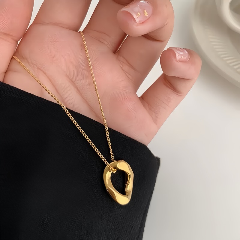 TEMU 1pc Easy And Stylish Geometric Pendant Necklace, Stainless Steel Jewelry, Women's Fashionable Oval Pendant Necklace, Suitable For Daily Wear,