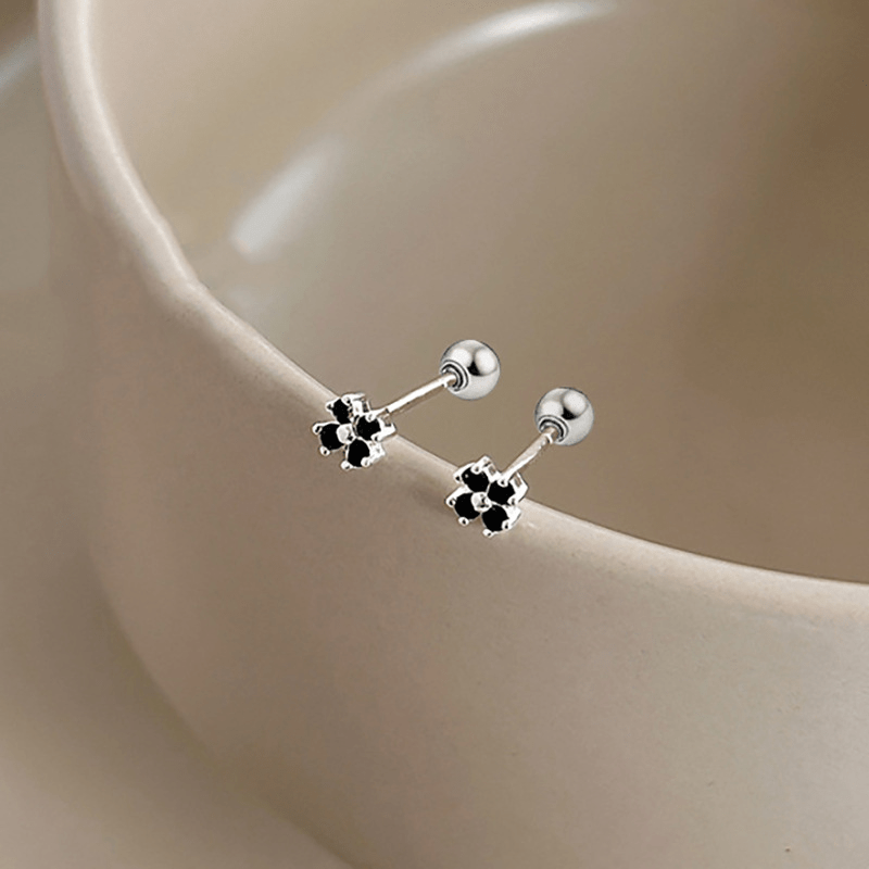 TEMU A Pair Of Steel Floral Earrings With A Fashionable, Simple, And Niche Design. Screw-back Studs With Caps, Offering A Light Luxury And High-end