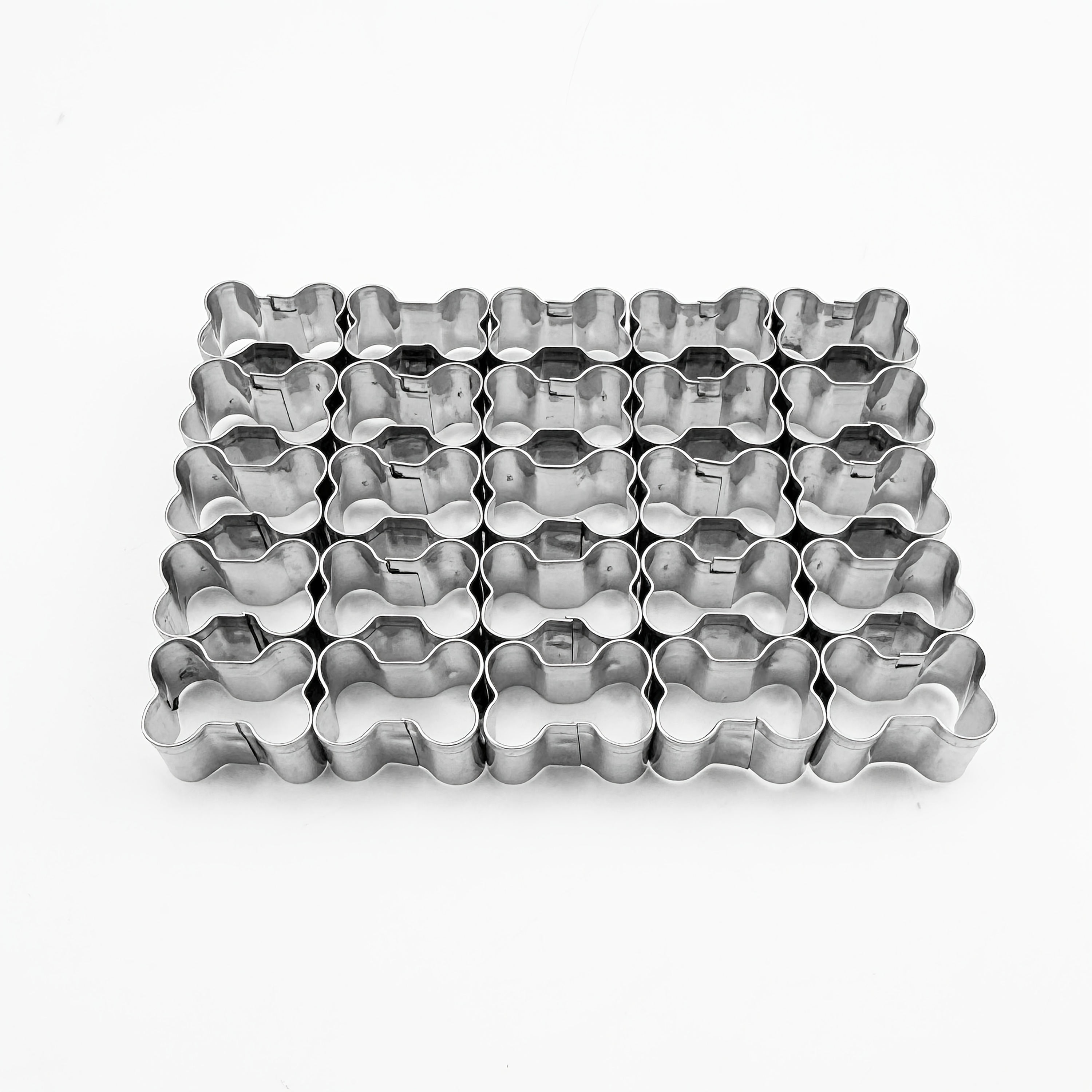 TEMU 1pc 25-cavity Bone Cookie Cutter, Dessert Mold, Dog Biscuit Snack, Baking Tool