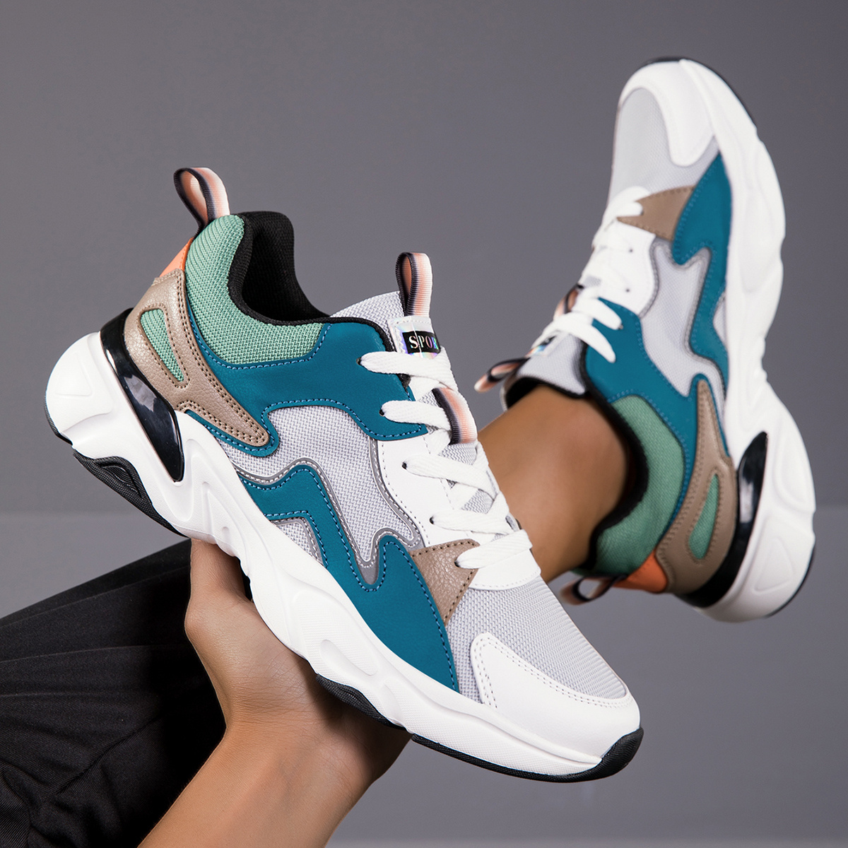 Image of Men's Fashion Chunky Athletic Tennis Shoes Retro Dad Shoes Casual Walking Shoes For Men Women Lightweight Breathable Sneakers