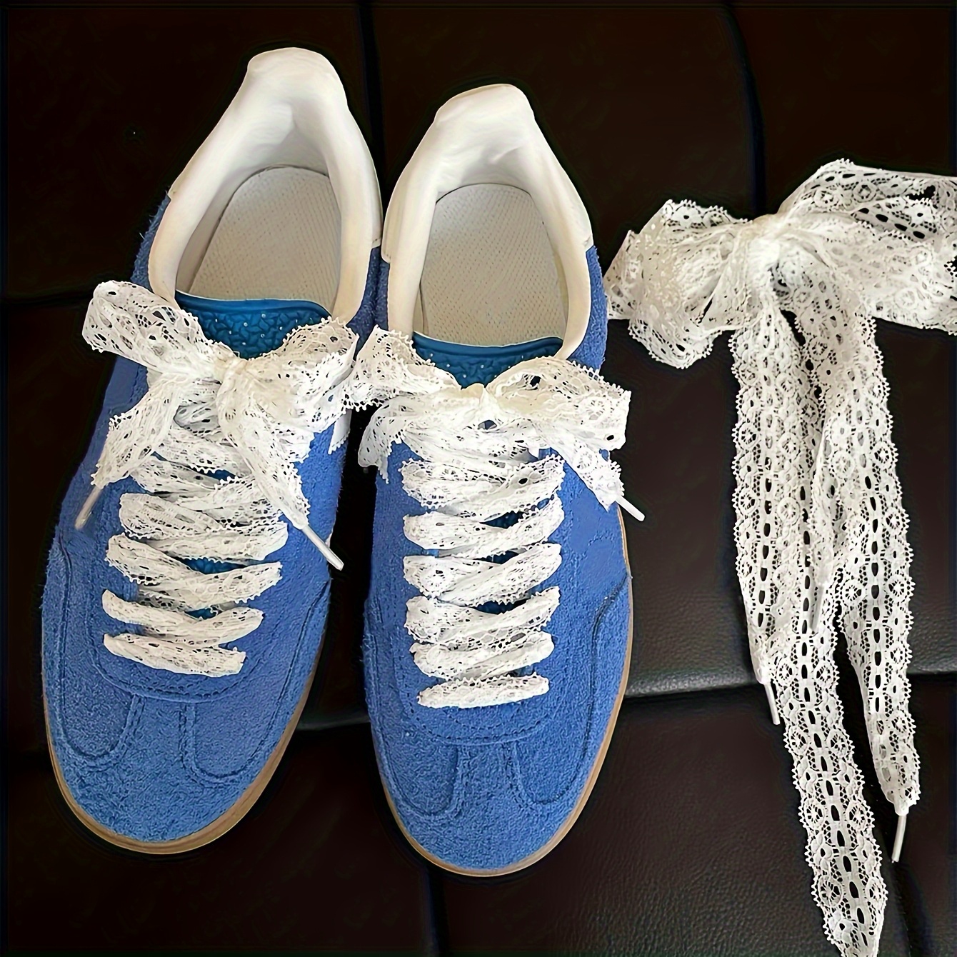 E-shop 1 Paar Damen Weiße Spitze Schleifen Lochmuster Schnürsenkel Ins Nischen Koreanischer Stil 120cm Schuhdekoration Zubehör Geeignet für Sneaker