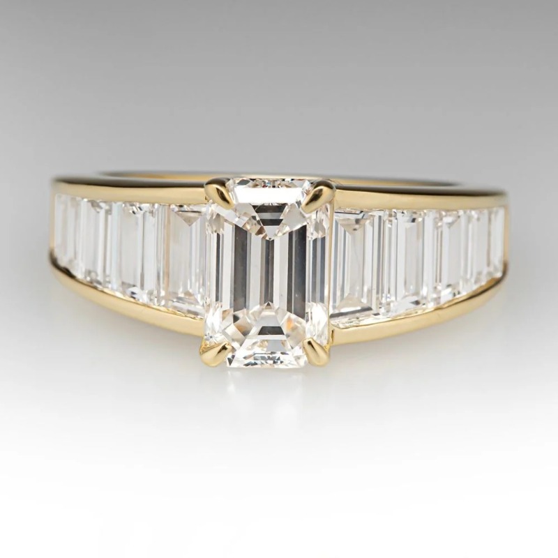 Exquisite Ladder Square Zirconia Ring for Women, Light Luxury