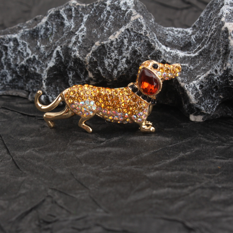 Image of 1pc Adorable Dachshund-shaped Brooch With Sparkling Rhinestones, Golden- Alloy - Outfit, Bag Decoration, Or Gift For , Novelty Accessory| Design| Alloy Brooch