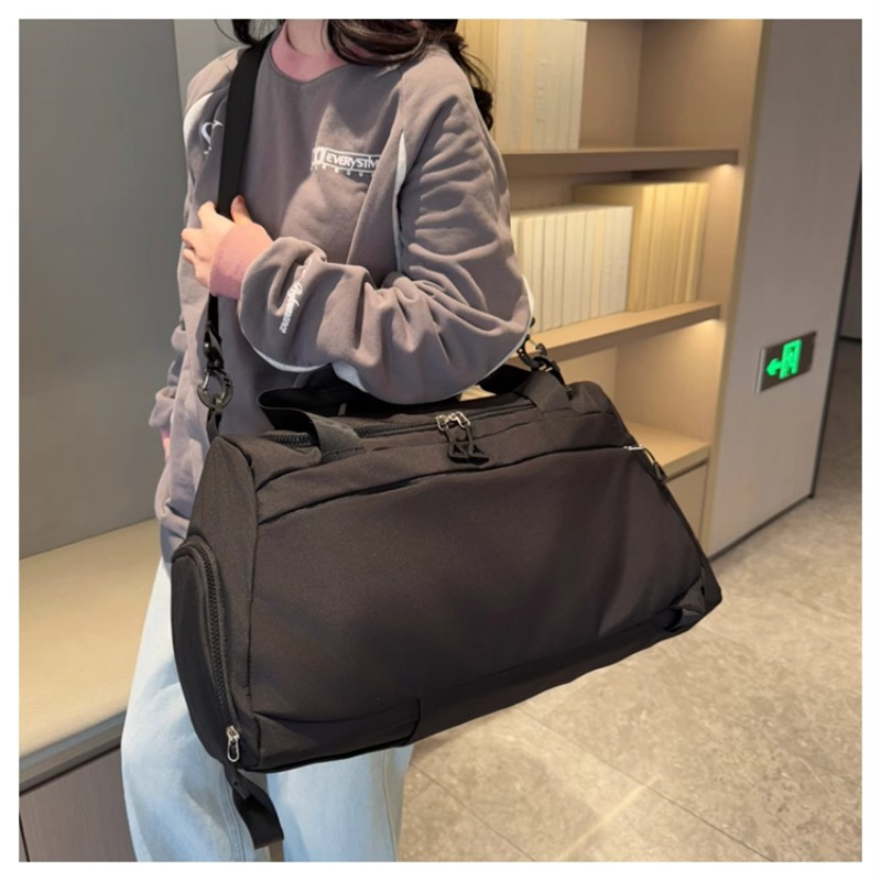 Gran Capacidad Bolsa de Gimnasio y Viaje - Convertible en Mano, Hombro o Mochila con Cierre de Cremallera - Equipaje Ligero y Duradero para Mujeres/Hombres, Negocios, Vacaciones, Yoga, Gimnasio - Compartimento Principal Espacioso & Organizador Frontal - Bolso Diario, Escapada de Fin de Semana, Diseño Minimalista, Correas Ajustables, Tote Portátil, Para Viajeros Frecuentes, Equipo Deportivo, Versátil, Costuras Reforzadas, Estilo Activo