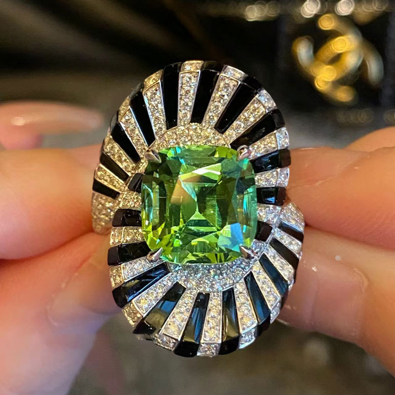 designer jewelry sold on Temu United States