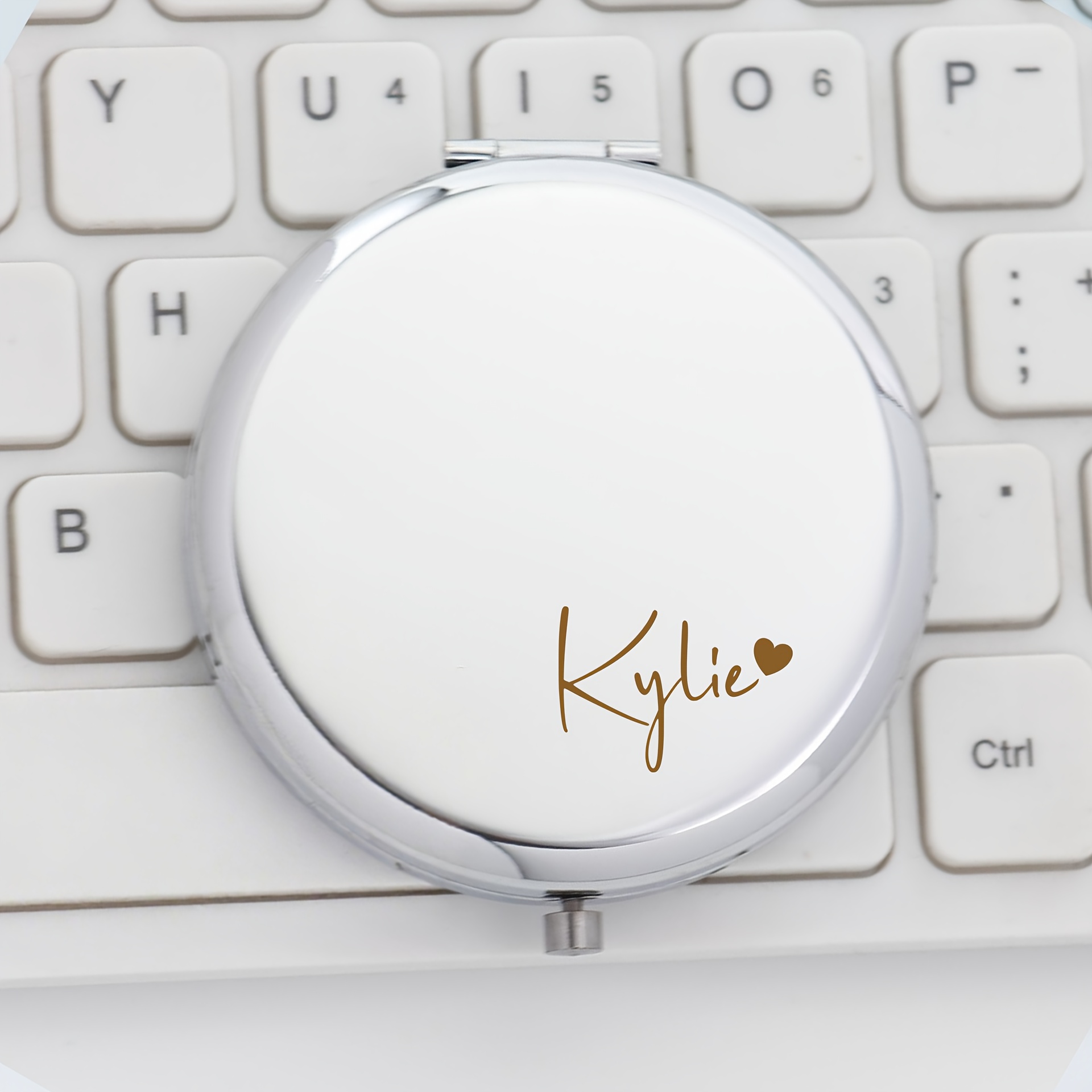 Image of Personalized Heart-shaped Makeup Mirror With Custom Name/text Engraving - Portable Mirror Suitable For Wedding/bridesmaid/bride Gift, Mother's Day Present, Engravable Name Plate & For Brides, Mothers