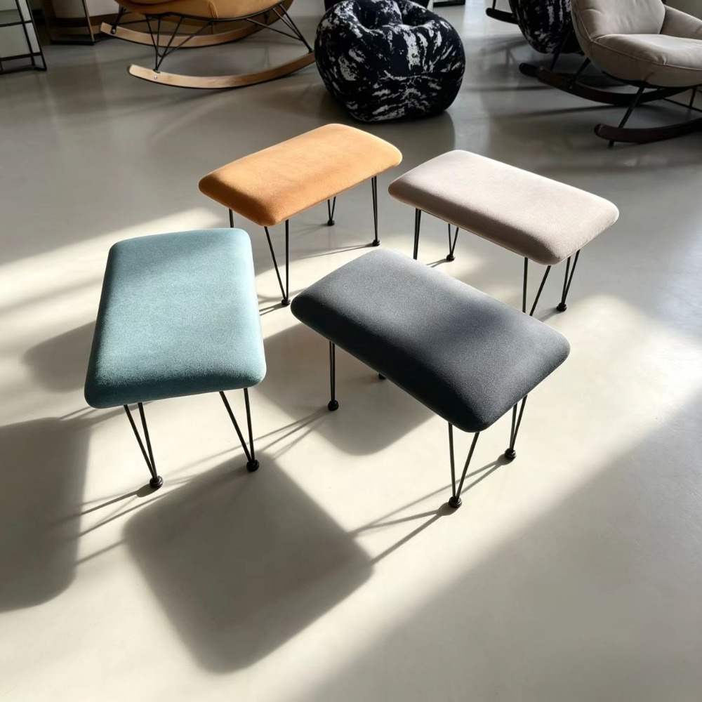 *. Kleiner Hocker Eingang Schuhwechsel Hocker Haushalt Wohnzimmer Kleiner Fußhocker Kleine Bank Kleiner Hocker Schaukelstuhl Fußstütze Tief Hocker