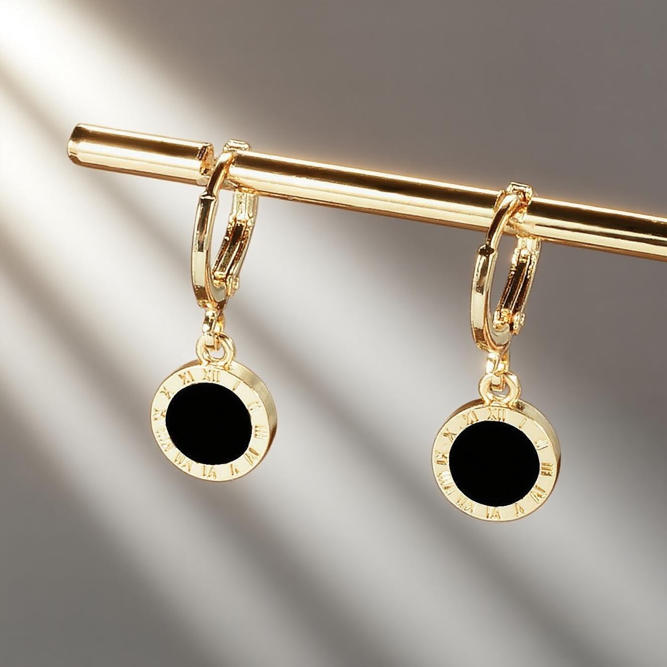 Geometric Exquisite Roman Autumn Winter Round Pendant Earrings, Golden