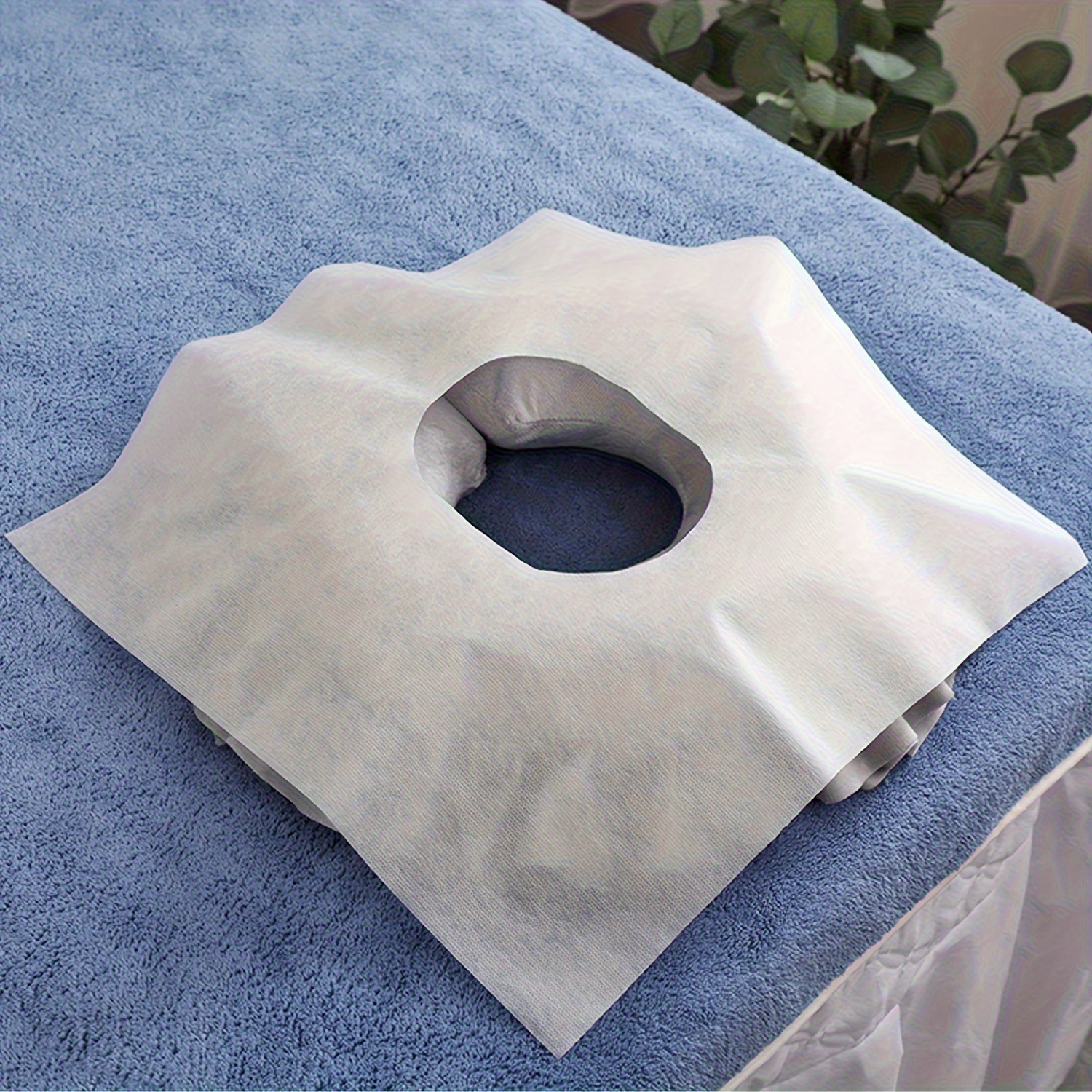Image of 100 Disposable Round-hole Pillow Covers Are Designed For Massage Beds In Beauty Salons, Made Of Non-woven Fabric