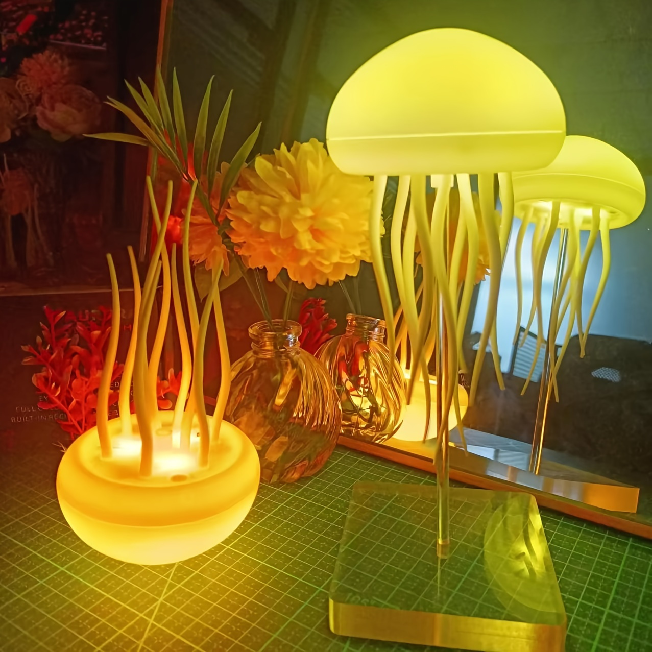 

1pc Modern Jellyfish Desk Lamp, Usb Rechargeable Led Night Light With Adjustable Color, Polished Plastic Base, Switch Control Theme Lighting For Home Decor, Lithium Battery Included