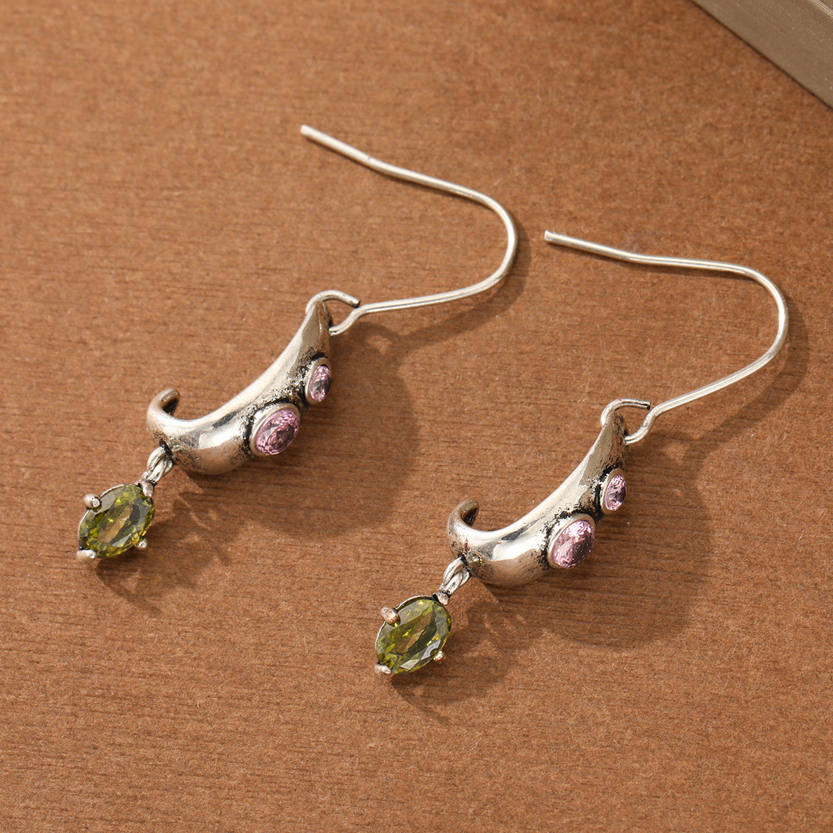 Women's Bohemian Retro Style Oval Inlaid Gemstone Earrings