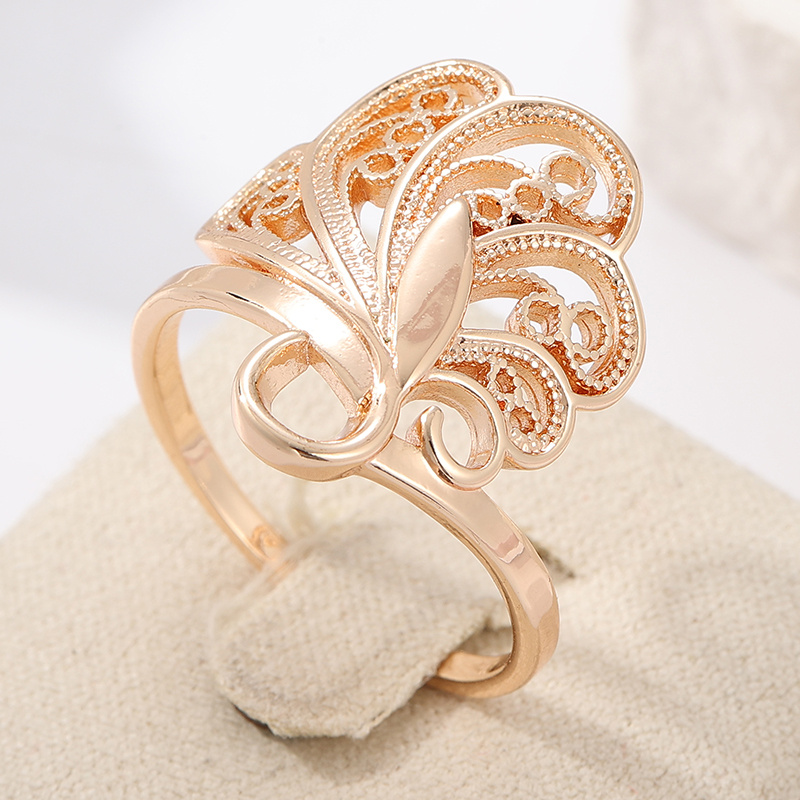 Luxurious Copper Hollowed Out Flower Shaped Elegant Ring