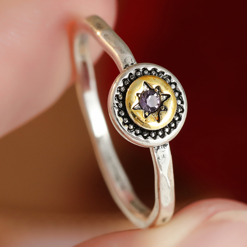 Retro Minimalist Sun-Patterned Round Ring