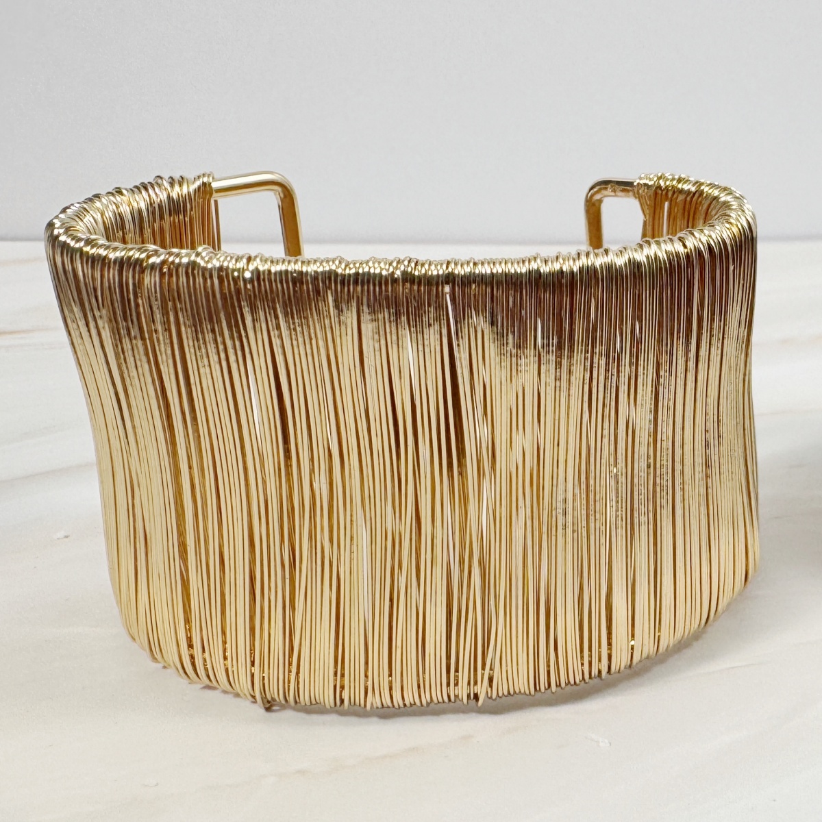 TEMU 1 Unique And Fashionable Metal Wide Bracelet With Vertical Stripes And An Bracelet Suitable For Women' Wear, Perfect As A Gift For Parties