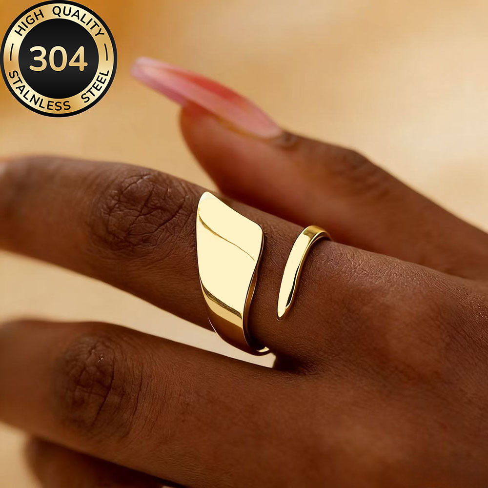 High-quality Stainless Steel Hypoallergenic Golden , Anti-fading, Easy And Elegant, Suitable For Everyday Wear Or Party Fashion Women's Ring, Jewelry Additions, Is A Delicate Gift For Women