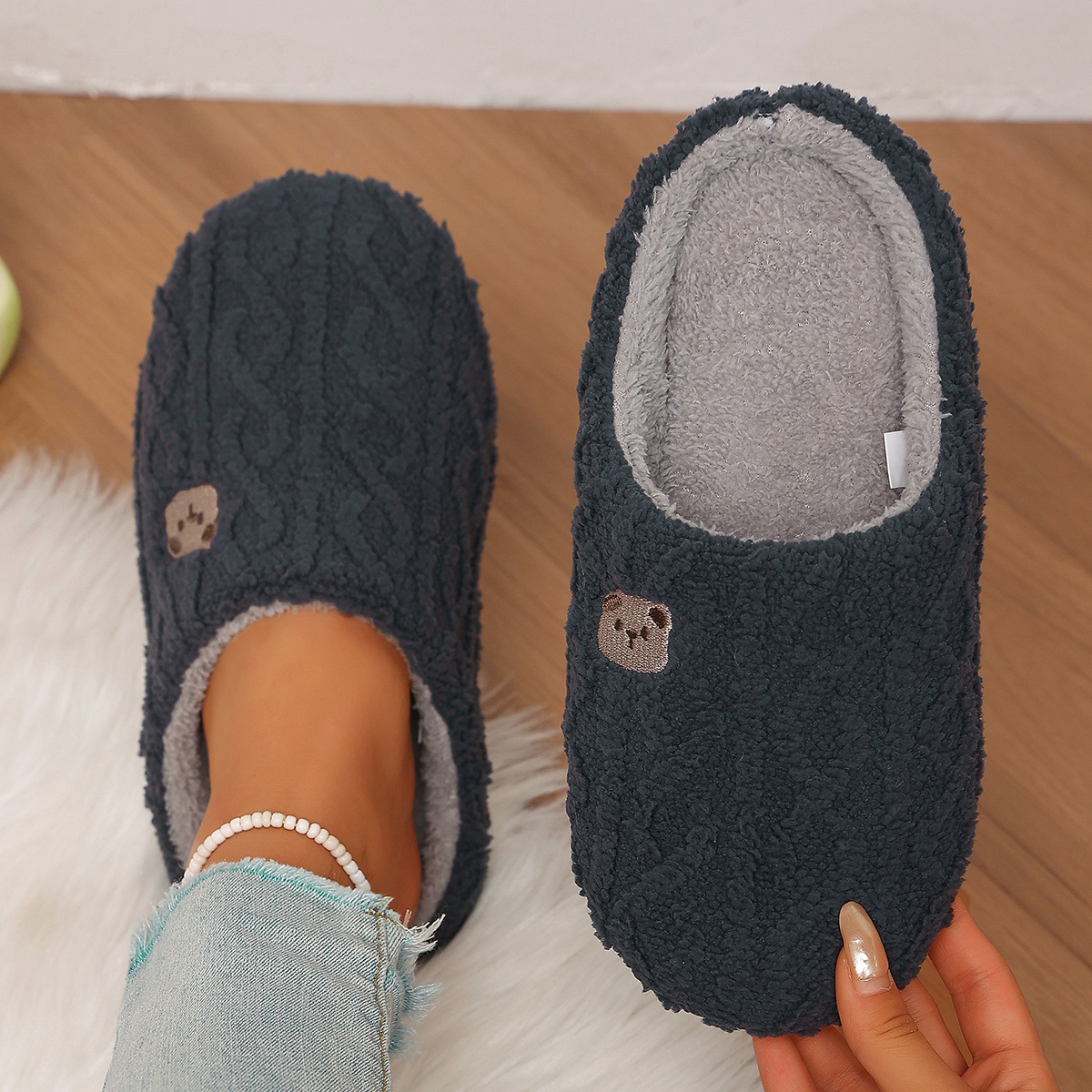 TEMU Autumn/winter Cute Bear Embroidered Half-slippers For Women, Cable Knit Plush Thickened Slippers, Home Bedroom Soft-soled Warm Slippers, Women