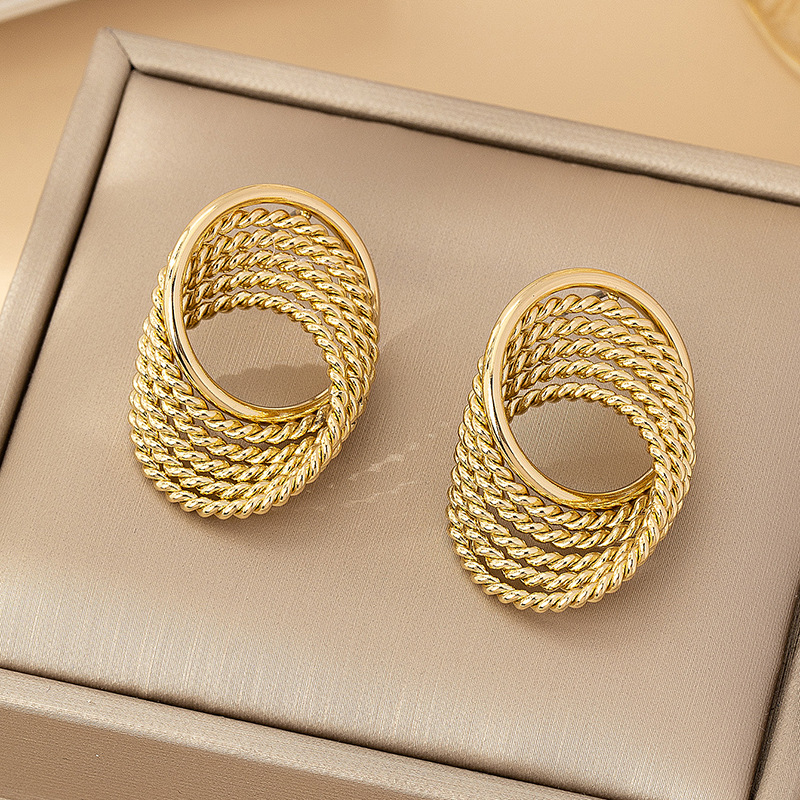 TEMU Par de aretes de mujer tipo perno con aro geométrico trenzado, estilo minimalista, para desplazamientos diarios, uso casual y regalo