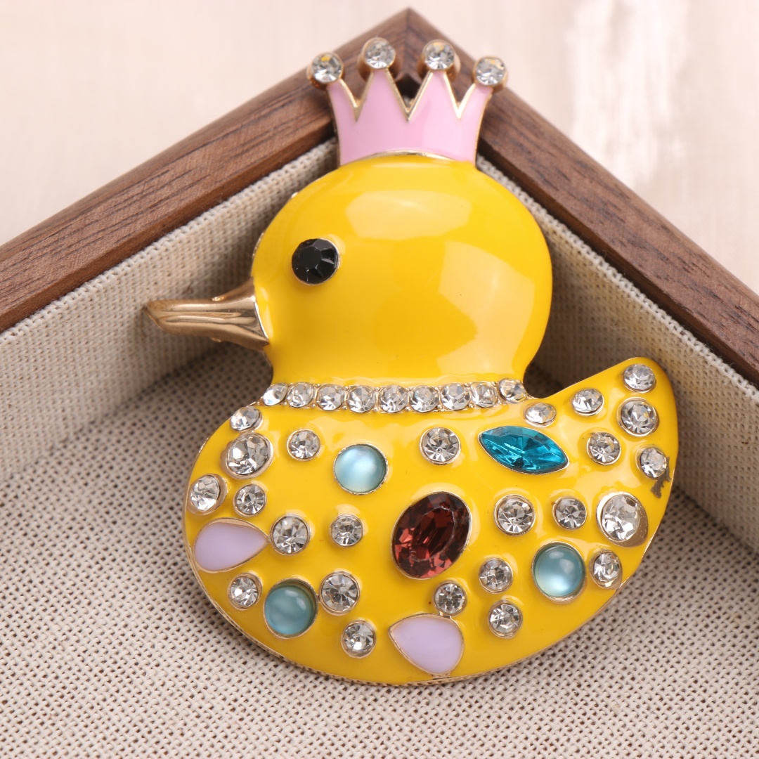 Crown Duck Animal Design Brooch, Luxury Gift for All