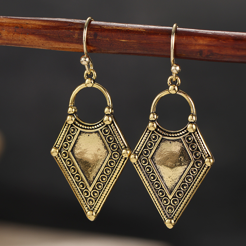 TEMU Bohemian Shaped Pendant Earrings For Women, Golden Retro Style Earrings, Suitable For Daily Party Gifts For Mothers