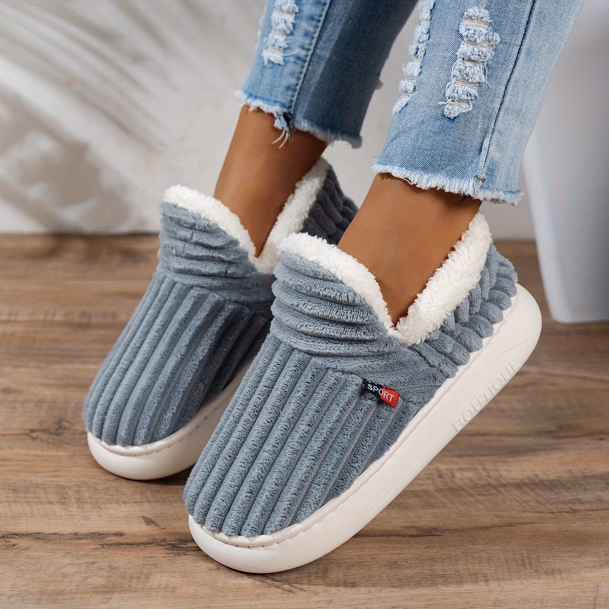 chaussures dintérieur dhiver pour femmes à semelle épaisse et doublure en peluche, style nouveau transfrontalier, chaussons pour hommes avec talon, chaussures pour femmes Détails du produit 3