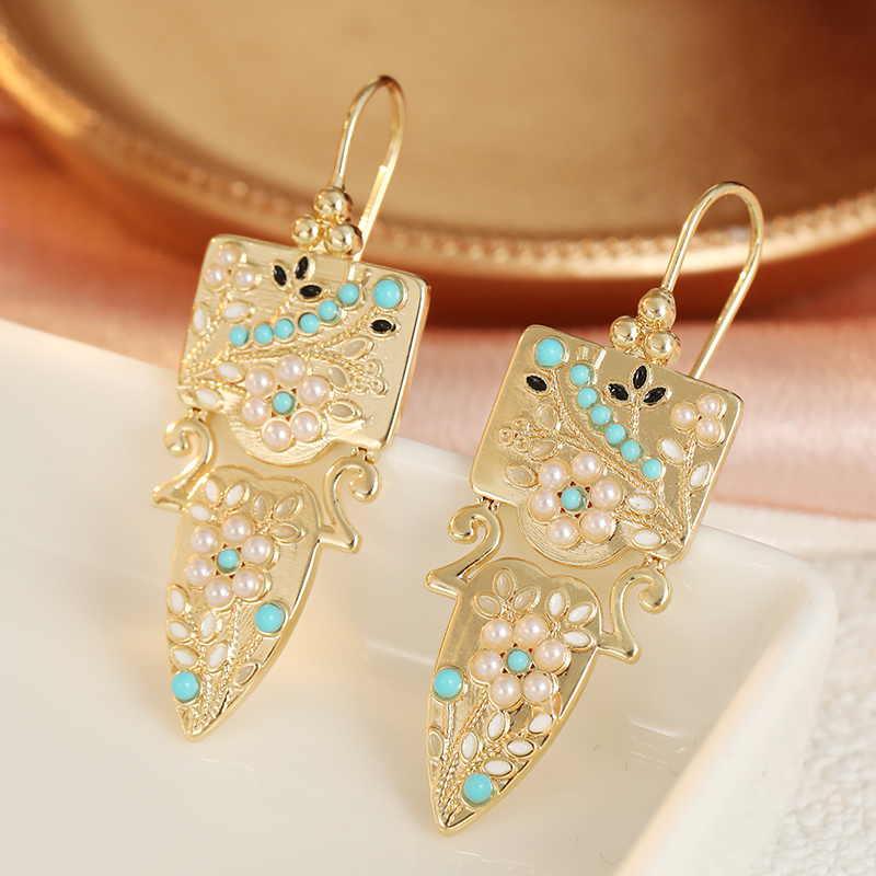 TEMU Gentle Ladies Vintage Carved Long Earrings With Contrasting Colors And Fine Oil Accents, Daily Commuting, Photography, Party Atmosphere Earrings