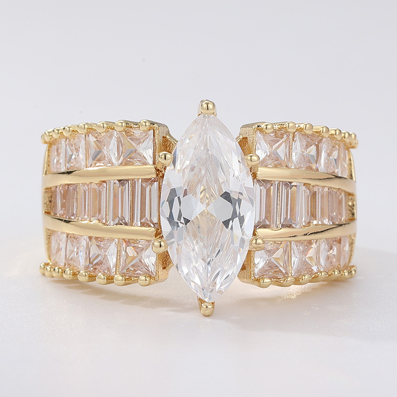 Women's Elegant Luxury Three-Layer Synthetic Zirconia Ring