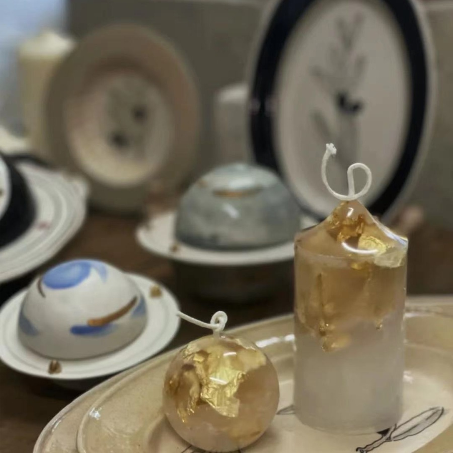 100pcs Golden Foil DIY Art Craft Paper - High-Quality, Smooth Finish for Scrapbooking, Scrapbooking Essentials|Vibrant Cover Design|Smooth Texture, Scrapbooking Supplies