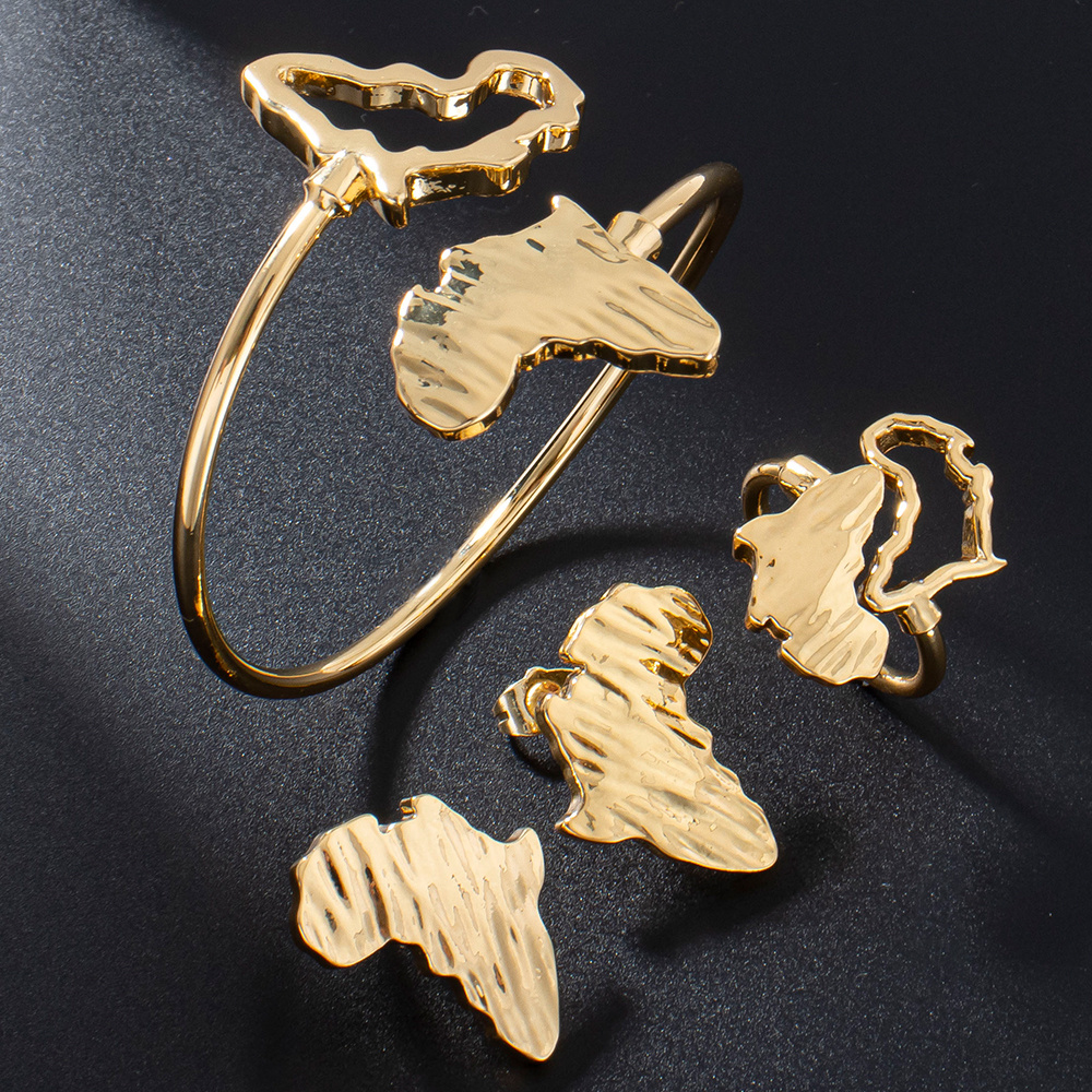 TEMU Bracelet manchette carte couleur dorée, ensemble de bijoux avec bague ouverte et boucles d'oreilles à clip, ajouts ethniques pour femmes