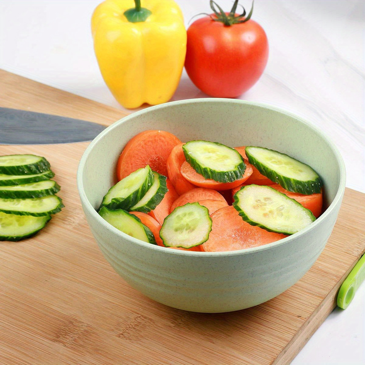 4 件装不易碎的谷物碗套装 - 24 盎司 pp 塑料碗，用于汤/米饭/谷物 - 微波炉和洗碗机安全 - 轻便餐具 - 家庭、露营和礼物的防碎设计（4 种颜色） 商品详情 3