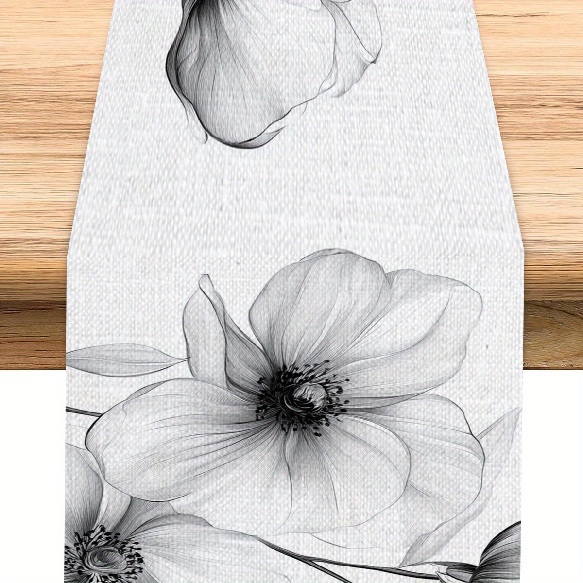 

Chic Black & White Floral Table Runner - Minimalist Polyester Design For Dining, Coffee Tables & Home Decor