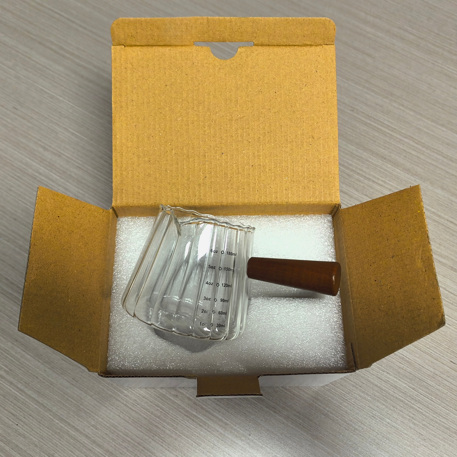 E-shop 180ml/6oz Glas-Kaffeetasse mit Holzgriff – Hitzebeständiger, gefrier- & spülmaschinenfester wiederverwendbarer Becher, elegantes gestreiftes
