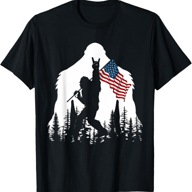 

American Flag Sasquatch T-shirt, Funny Family Couple Matching Christmas Party Gifts, Christmas Gifts For Family Dad Mom Sister Brother Friend, High Quality Casual Men's Women's T-shirt