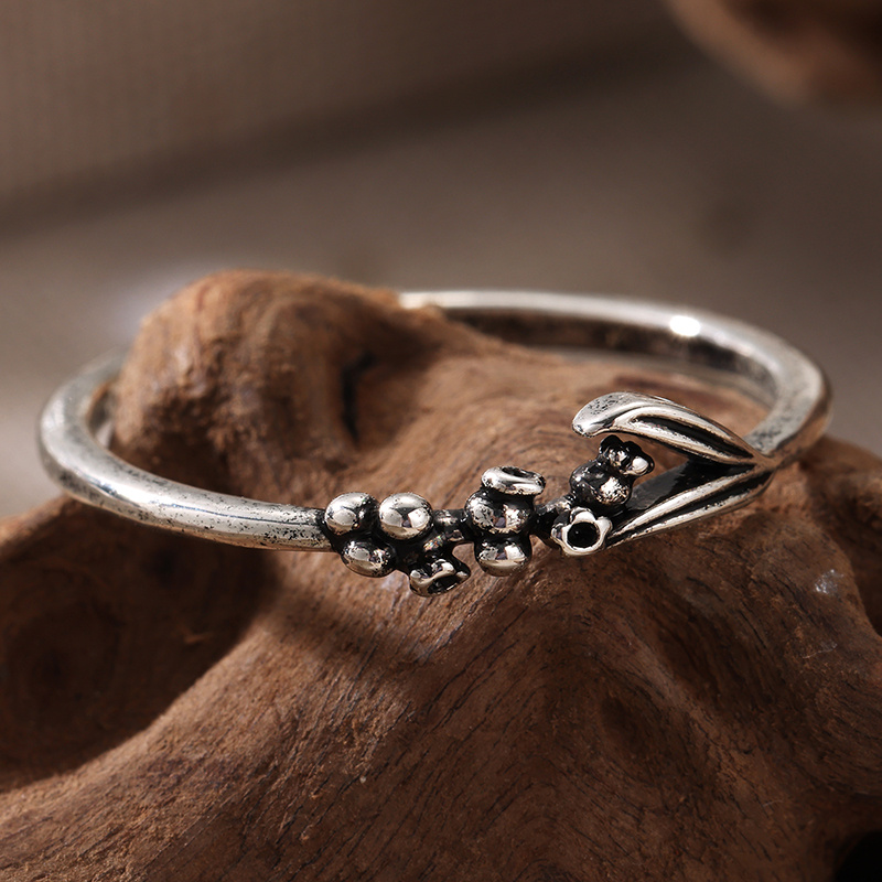 Women's Vintage Ringed Orchid Flower Fine Ring, Versatile Accessory