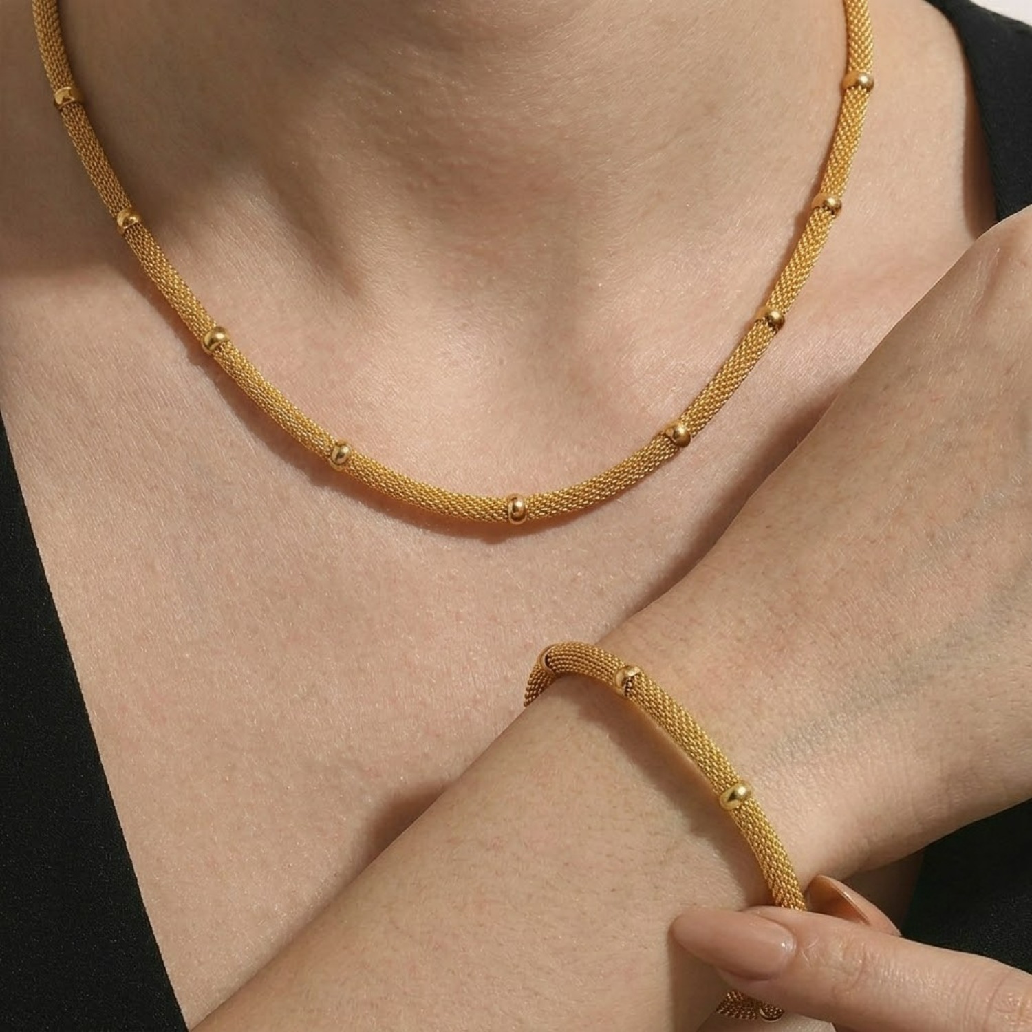 Women's Golden Stainless Steel Mesh Necklace & Bracelet Set