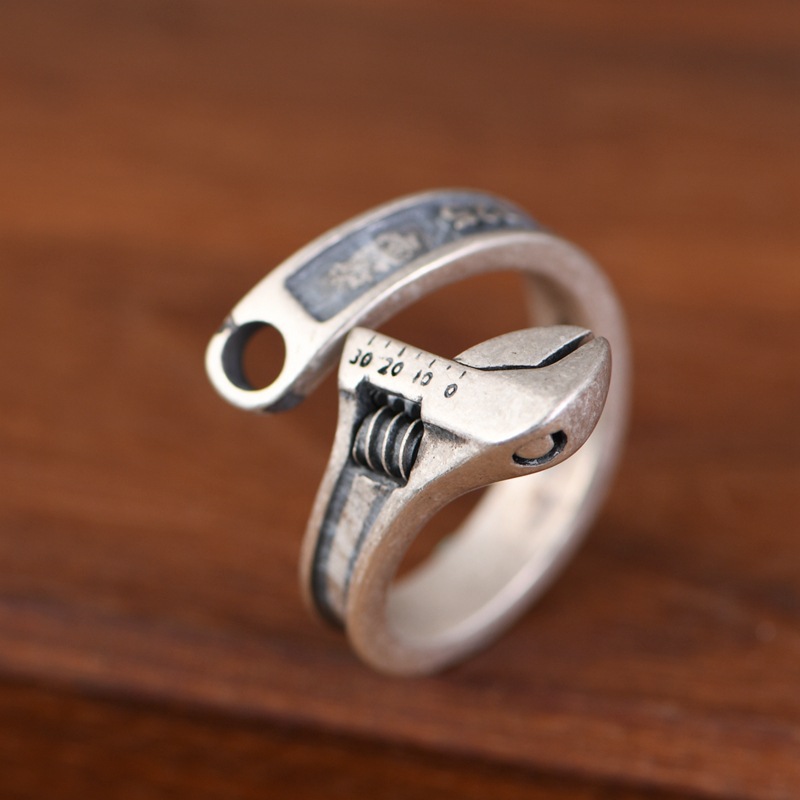 TEMU Accessoire de bague à doigt ouvert style planche à clé de moto de créateur tendance rétro vieilli pour homme
