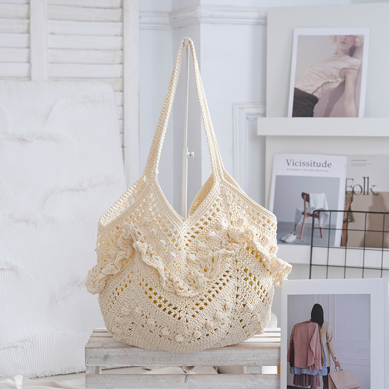Handcrafted Niche Shoulder Bag, Intricately Woven, Perfect For Seaside Vacations, Designed For Women