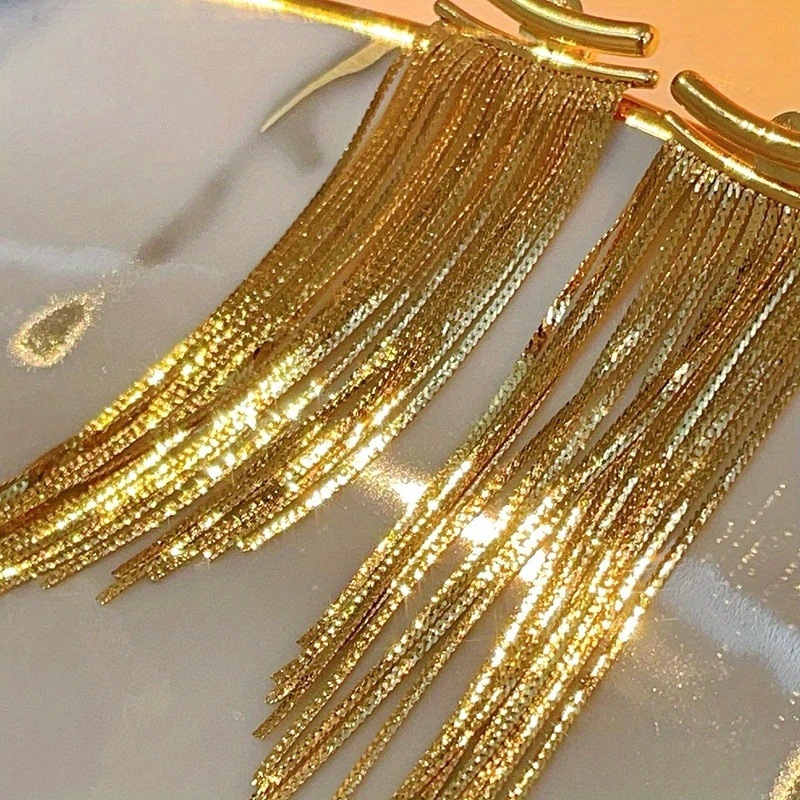 Image of Luxurious And Exquisite Golden Flowing Irregular Tassel Earrings, Fashionable Handmade Jewelry For Ladies Suitable For Wedding Banquets, Romantic Anniversary Gifts For Wives And Girlfriends