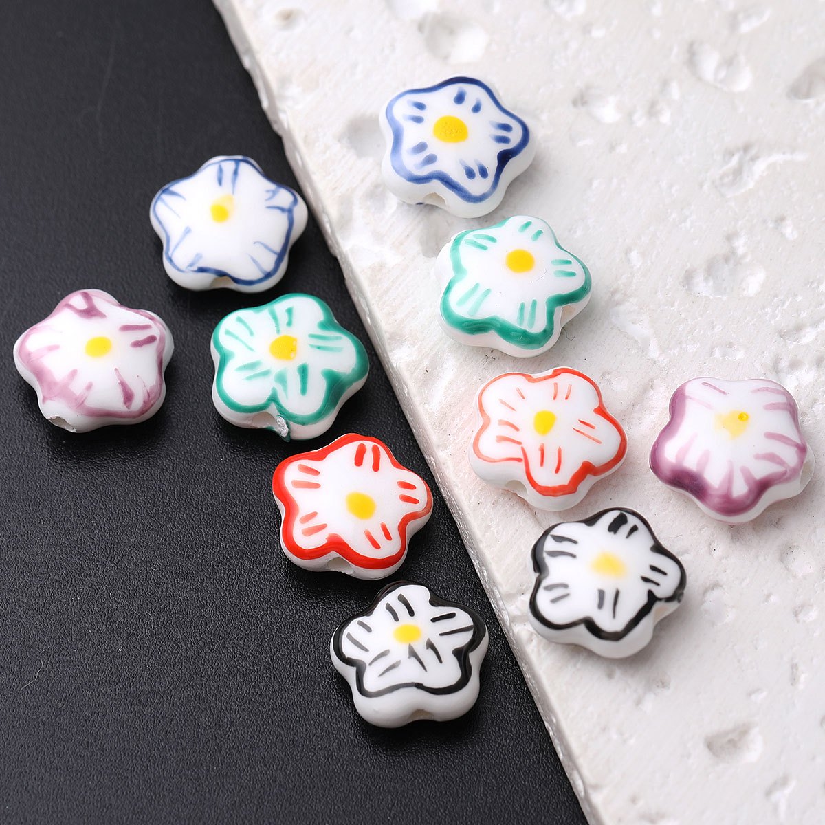 7pcs Random Color Ceramic Beads for DIY Jewellery Making