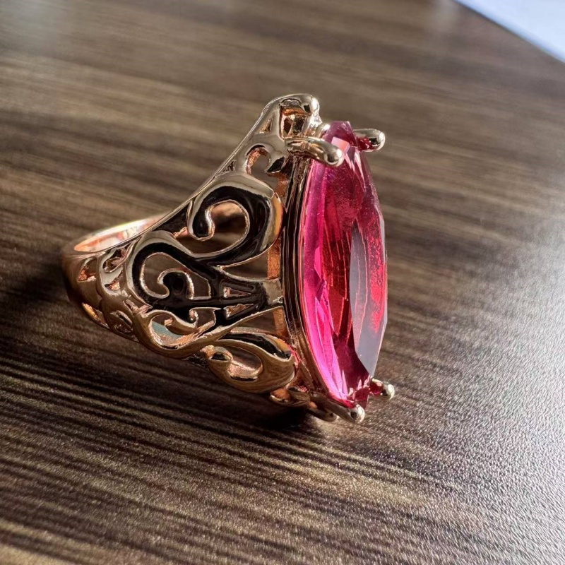 Women's Plated Retro Flower Ring with Synthetic Red Zirconia