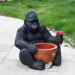 本地仓户外花园雕塑黑猩猩花盆栽植器——独特庭院雕像装饰,有趣的法则户外摆件
