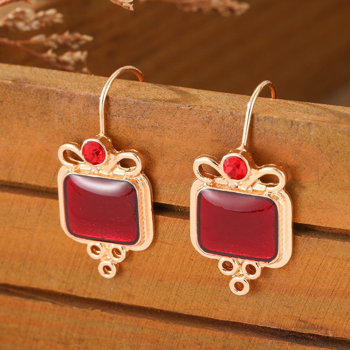 Women's Floral Pattern Inlaid Synthetic Zirconia Pendant Earrings