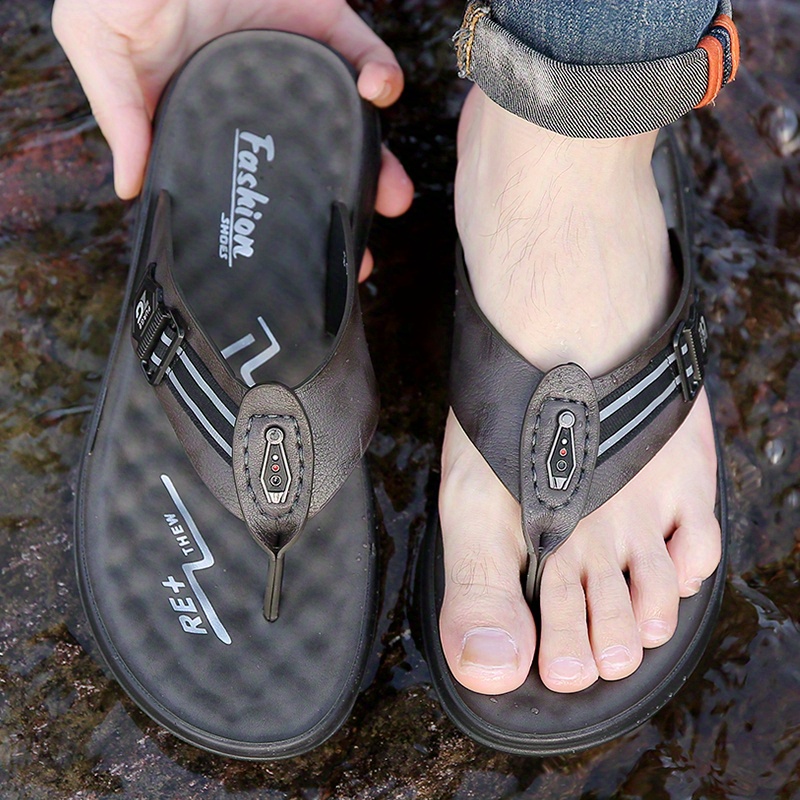   flip flops for home use lazy slippers   lightweight quick drying odor resistant wear resistant comfortable soft soled casual shoes for men summer outdoor fashionable and versatile home and bathroom non slip slippers 2pcs combination set design   1pc shoes 1pc high quality storage bag Product details 10
