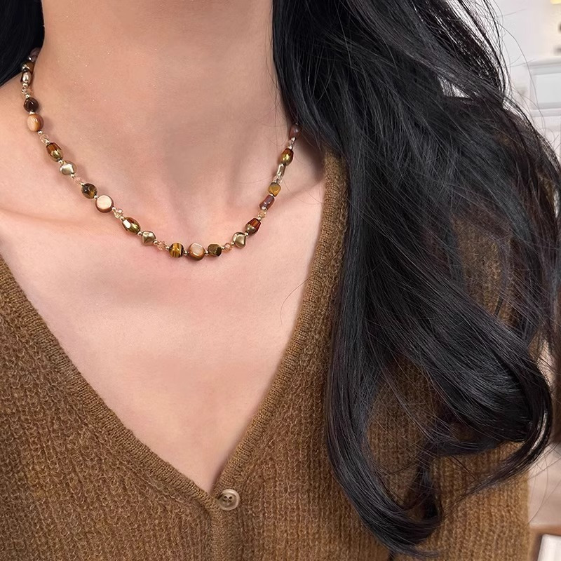 

1pc Bohemian Irregular Natural Tiger Clavicle Chain Necklace Choker - Wearable In All - Suitable For Casual , Vacation And Travel Wear - The Perfect Jewelry Gift For Mother