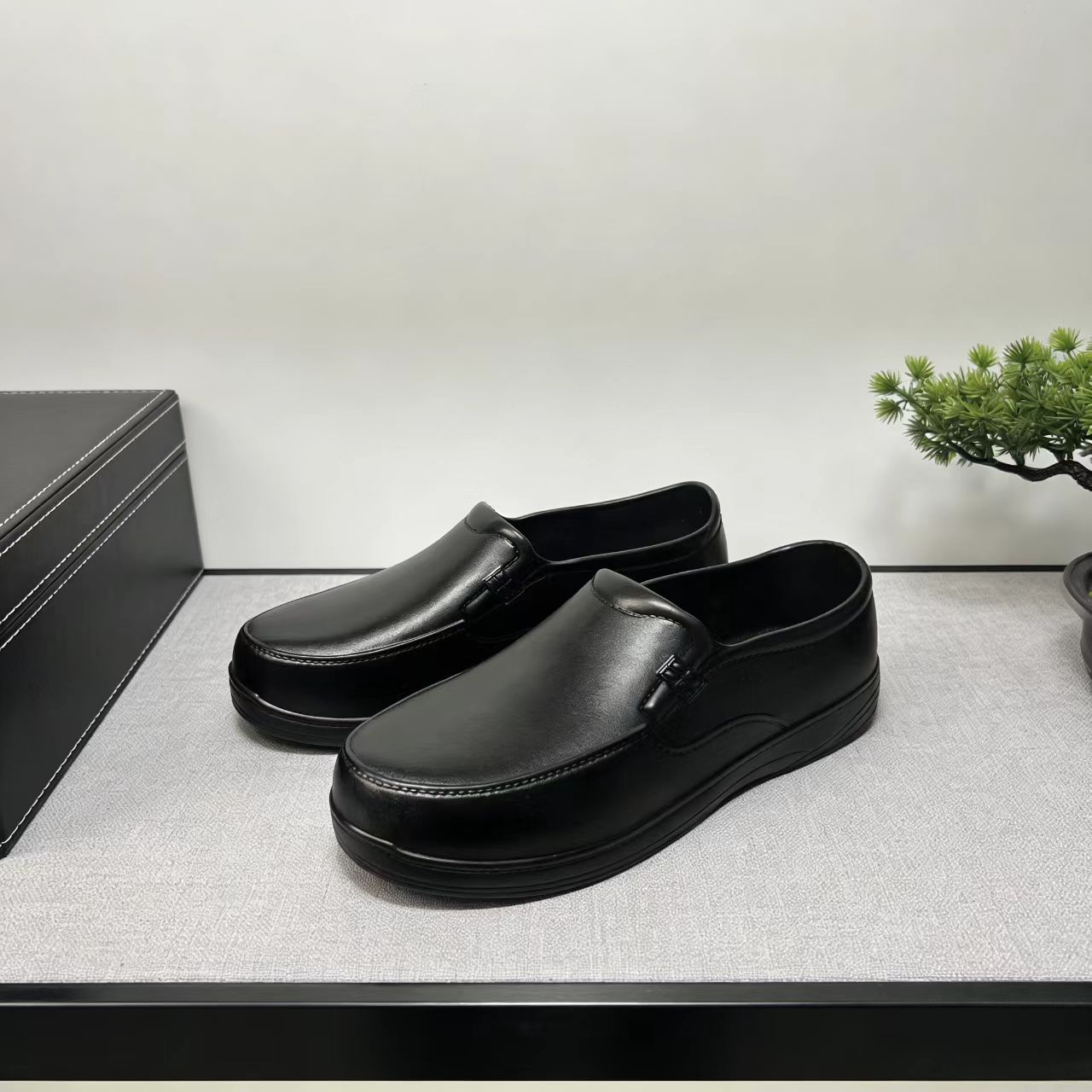 TEMU Men's Business Casual Shoes, Slip-on Design, Comfortable Commuting Work Shoes